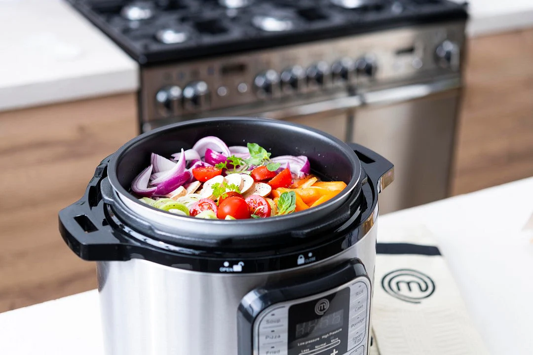 10 IN 1 MULTICOOKER - Image 3